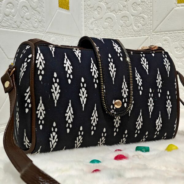 Black Over-the-shoulder Handbag, Tool kit sling handbag 10"*5"